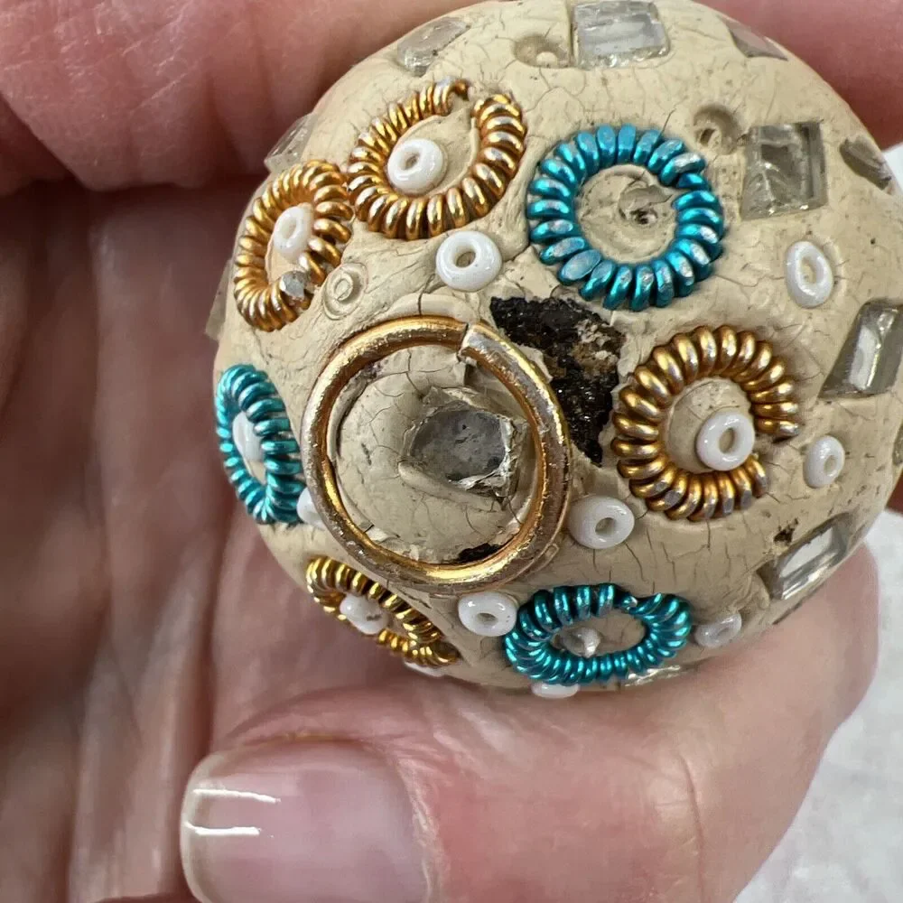 vintage egg figurine Unique 2 Inch‎